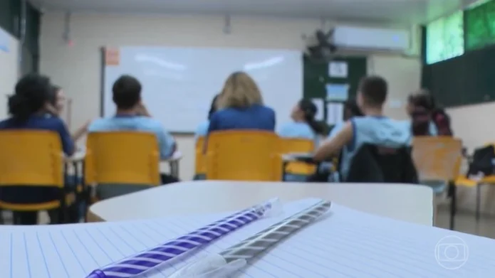 Educação Inclusiva no Brasil: Desafios e Avanços para Alunos com Deficiência