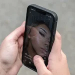 Grécia Restringe Redes Sociais para Jovens: O Papel da IA na Proteção Digital