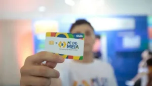 Pé-de-Meia 2026: Entenda o Programa e o Benefício para Estudantes da EJA